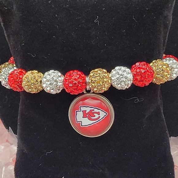 🏈BEAUTIFUL🏈 KANSAS CITY CHIEFS JEWELRY SET #2 - Picture 5 of 6